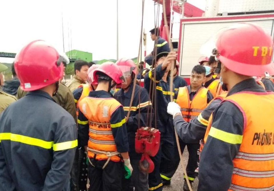 Hố tử thần bất ngờ xuất hiện nuốt chửng 5 người, 2 người tử vong - 2 Hố tử thần bất ngờ xuất hiện nuốt chửng 5 người, 2 người tử vong - 2