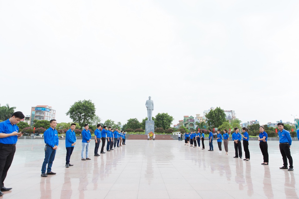 Hoa hậu Đỗ Mỹ Linh cùng dàn người đẹp Miss World Vietnam hội tụ ở xứ nhãn - 4 Hoa hậu Đỗ Mỹ Linh cùng dàn người đẹp Miss World Vietnam hội tụ ở xứ nhãn - 4