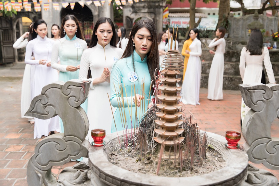 Hoa hậu Đỗ Mỹ Linh cùng dàn người đẹp Miss World Vietnam hội tụ ở xứ nhãn - 8 Hoa hậu Đỗ Mỹ Linh cùng dàn người đẹp Miss World Vietnam hội tụ ở xứ nhãn - 8