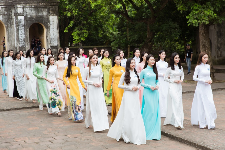 Hoa hậu Đỗ Mỹ Linh cùng dàn người đẹp Miss World Vietnam hội tụ ở xứ nhãn - 11 Hoa hậu Đỗ Mỹ Linh cùng dàn người đẹp Miss World Vietnam hội tụ ở xứ nhãn - 11