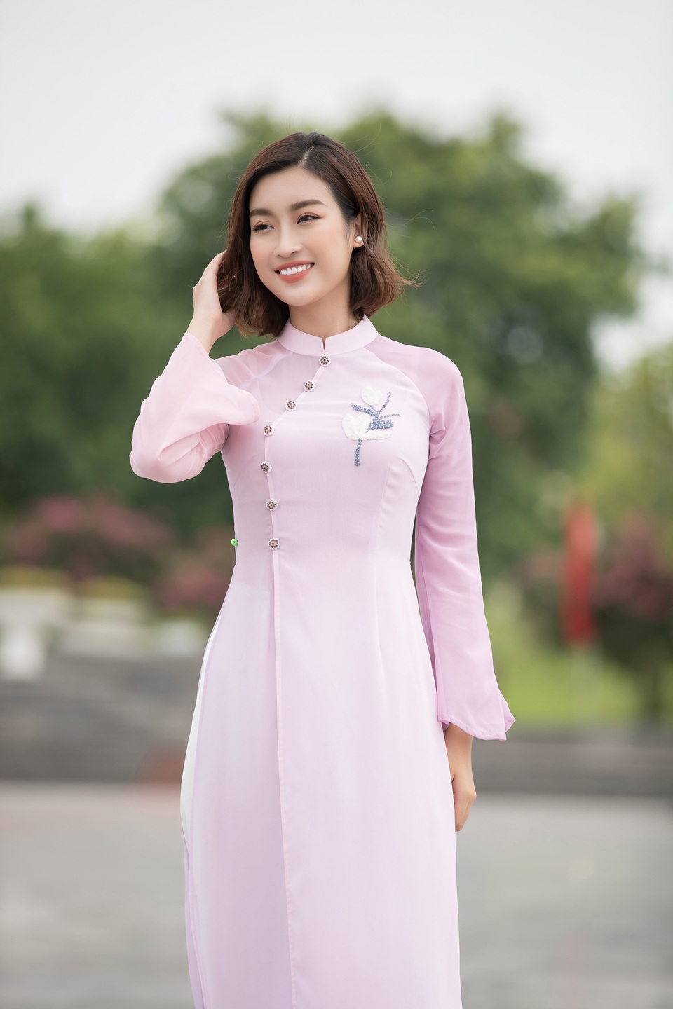Hoa hậu Đỗ Mỹ Linh cùng dàn người đẹp Miss World Vietnam hội tụ ở xứ nhãn - 14 Hoa hậu Đỗ Mỹ Linh cùng dàn người đẹp Miss World Vietnam hội tụ ở xứ nhãn - 14
