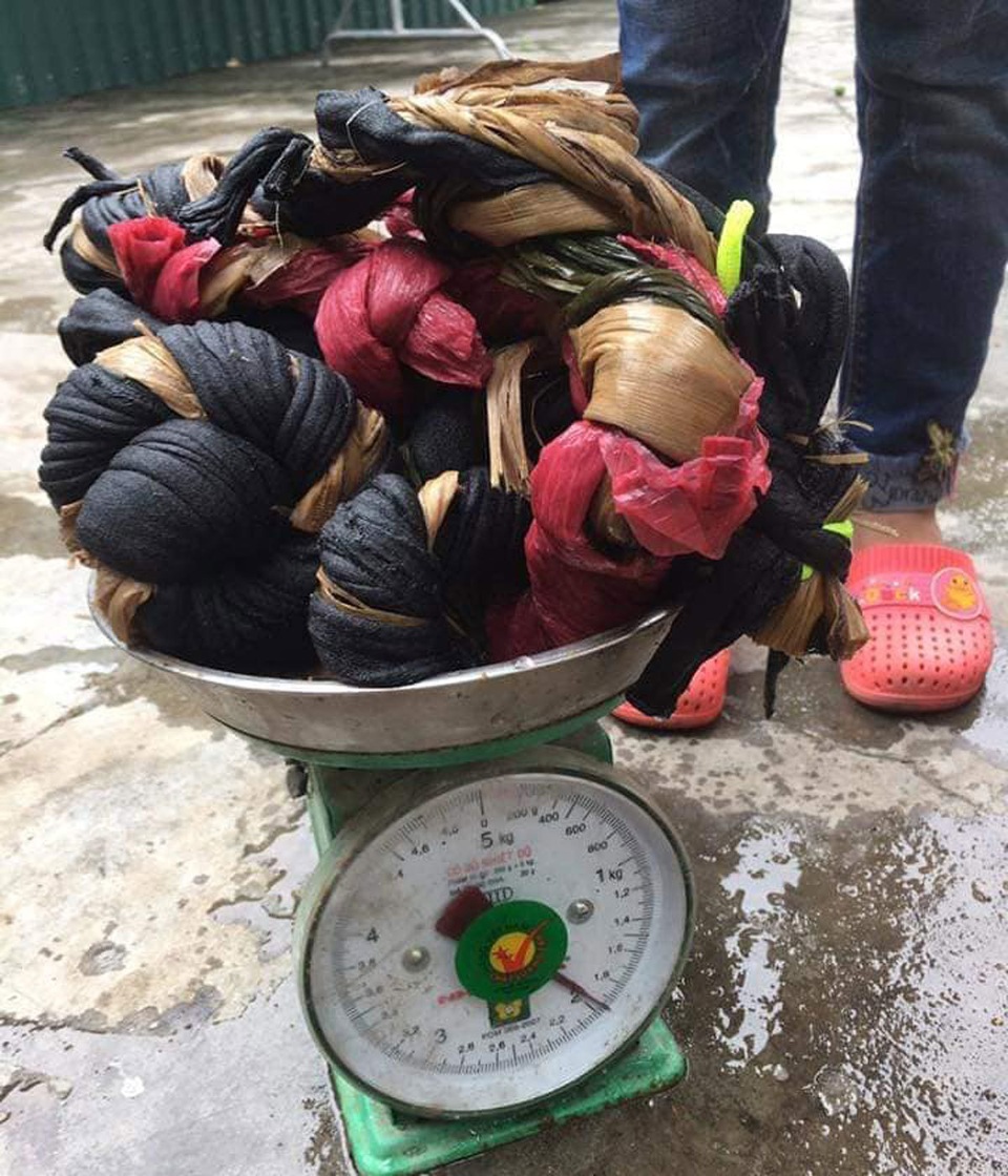 Mua cua giá hời, chàng trai ngã ngửa mớ dây buộc dài như áo mưa - 3 Mua cua giá hời, chàng trai ngã ngửa mớ dây buộc dài như áo mưa - 3