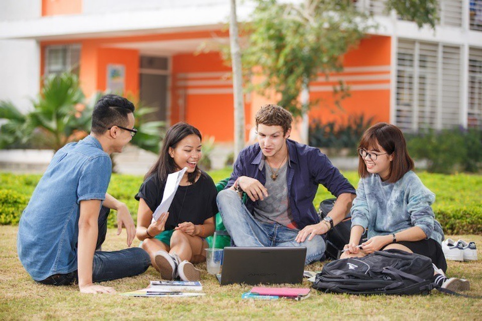 Trường Đại học cho sinh viên xuất ngoại thực tập - 2 Trường Đại học cho sinh viên xuất ngoại thực tập - 2