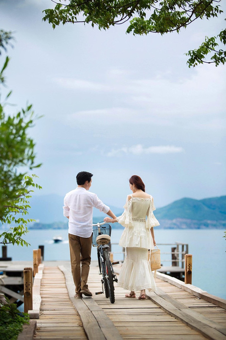 Phát ngôn xôn xao về Song-Song, hôn nhân của Đặng Thu Thảo bên chồng đại gia thế nào? - 4 Phát ngôn xôn xao về Song-Song, hôn nhân của Đặng Thu Thảo bên chồng đại gia thế nào? - 4