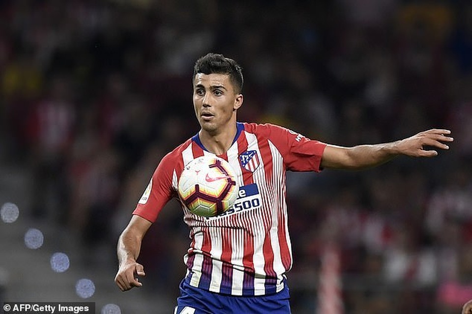 Nhật ký chuyển nhượng ngày 4/7: Hàng hot De Ligt tiến sát tới Juventus - 6 Nhật ký chuyển nhượng ngày 4/7: Hàng hot De Ligt tiến sát tới Juventus - 6