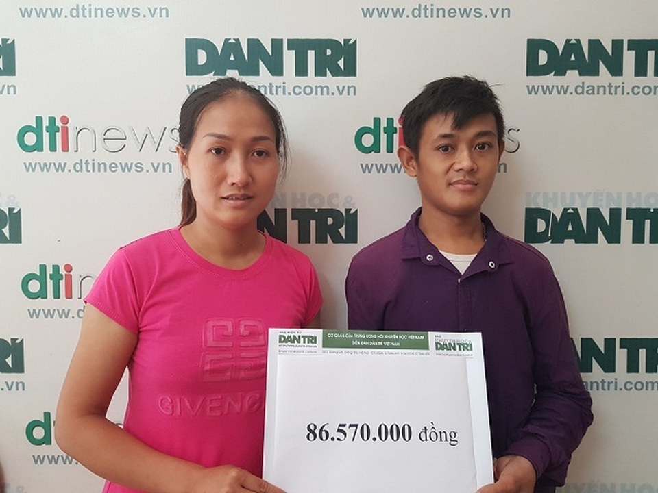 Bạn đọc Dân trí giúp đỡ chàng thanh niên bị suy thận hơn 86 triệu đồng - 2 Bạn đọc Dân trí giúp đỡ chàng thanh niên bị suy thận hơn 86 triệu đồng - 2