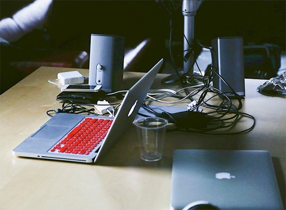 8 sai lầm thường mắc phải khi sử dụng laptop - 6 8 sai lầm thường mắc phải khi sử dụng laptop - 6
