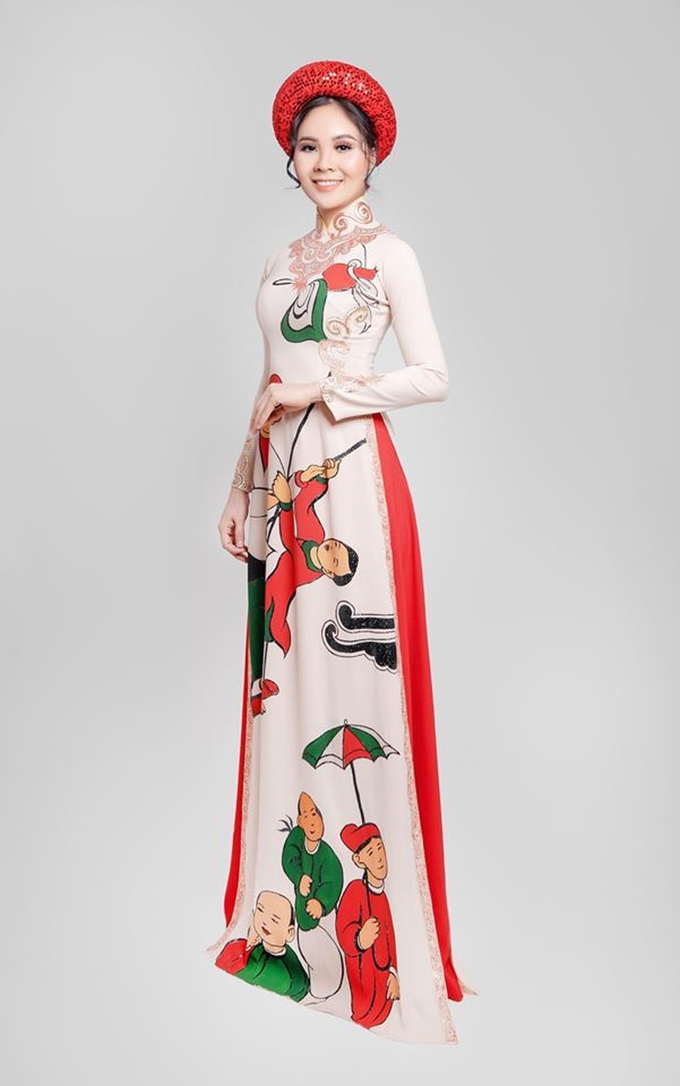 Hoa hậu Nguyễn Thị Thùy đoạt cúp Silver Awards - 1 Hoa hậu Nguyễn Thị Thùy đoạt cúp Silver Awards - 1