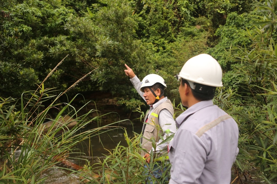 Bài 2: 400 ngày đêm mở lối trên không - 1