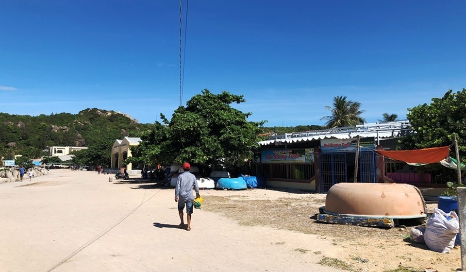 Bình Định: Xã đảo Nhơn Châu sẽ có điện cả ngày lẫn đêm - 2 Bình Định: Xã đảo Nhơn Châu sẽ có điện cả ngày lẫn đêm - 2