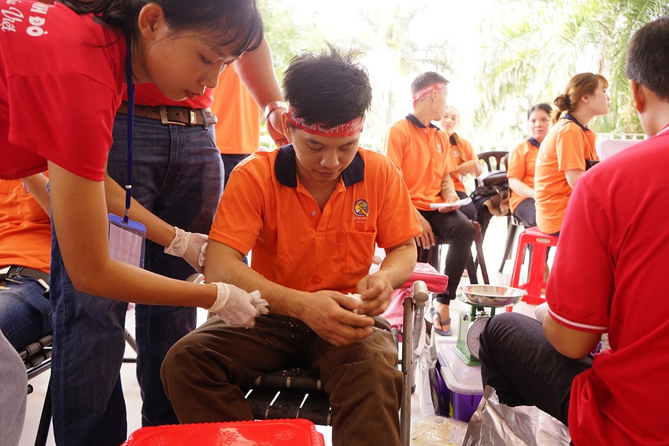 Người Sài Gòn hiến hơn 1.500 đơn vị máu - 6 Người Sài Gòn hiến hơn 1.500 đơn vị máu - 6