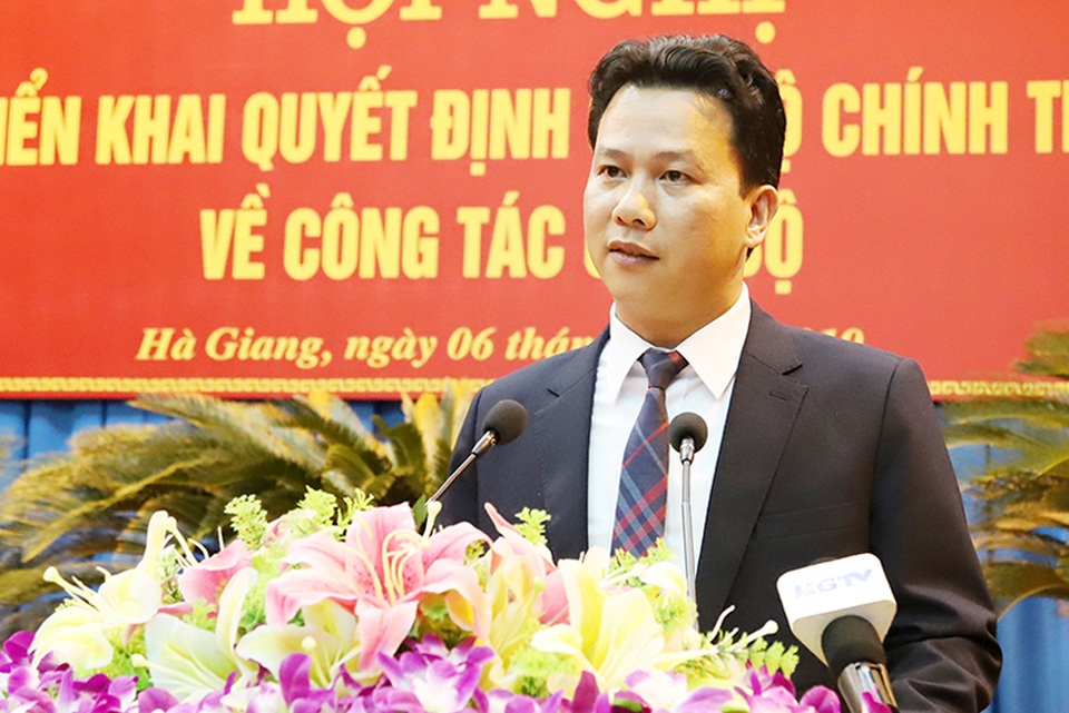Chủ tịch UBND tỉnh Hà Tĩnh được điều động giữ chức Bí thư Tỉnh ủy Hà Giang - 3 Chủ tịch UBND tỉnh Hà Tĩnh được điều động giữ chức Bí thư Tỉnh ủy Hà Giang - 3