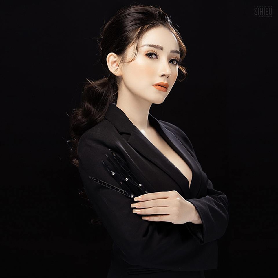Đây chính là cô gái gợi cảm nhất nhì dàn WAGs Việt - 20 Đây chính là cô gái gợi cảm nhất nhì dàn WAGs Việt - 20