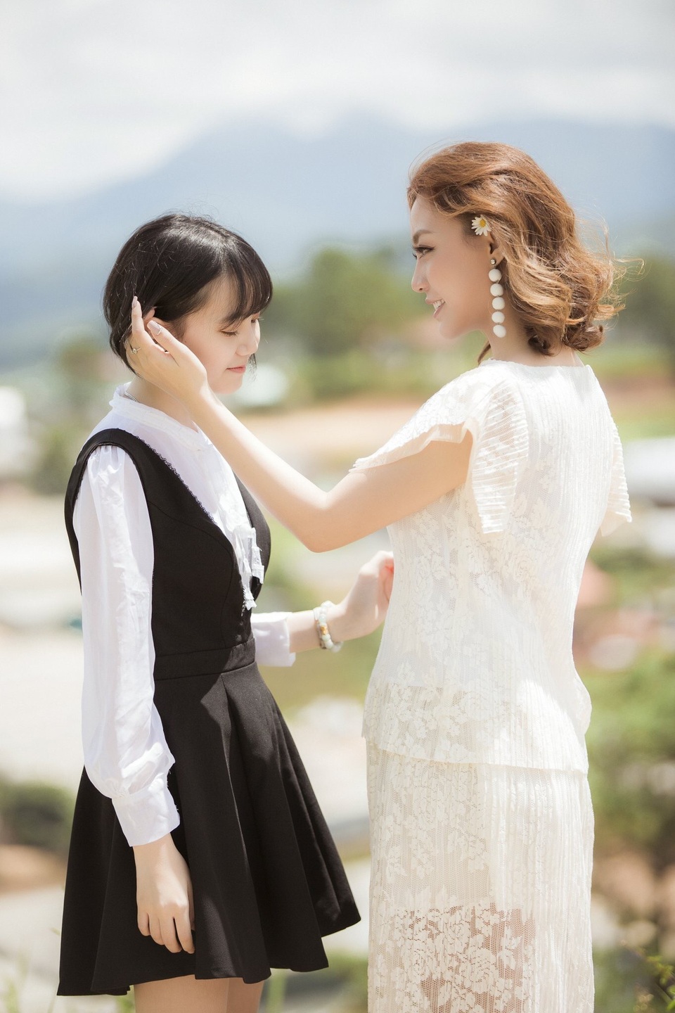 Lý San Nghi khoe đôi mắt đẹp tựa Triệu Vy - 4 Lý San Nghi khoe đôi mắt đẹp tựa Triệu Vy - 4