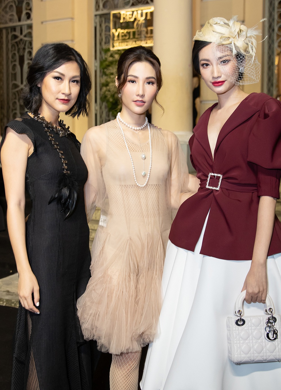 Diễm My 9X đụng váy Song Hye Kyo nhưng không ngại bị so sánh - 9 Diễm My 9X đụng váy Song Hye Kyo nhưng không ngại bị so sánh - 9