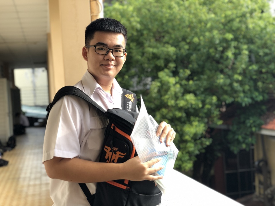 Thí sinh hai lần thi đánh giá năng lực tìm suất vào Đại học - 2 Thí sinh hai lần thi đánh giá năng lực tìm suất vào Đại học - 2