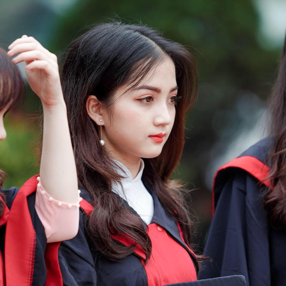 Ngỡ ngàng vẻ đẹp trong veo của thiếu nữ Bắc Giang - 3 Ngỡ ngàng vẻ đẹp trong veo của thiếu nữ Bắc Giang - 3