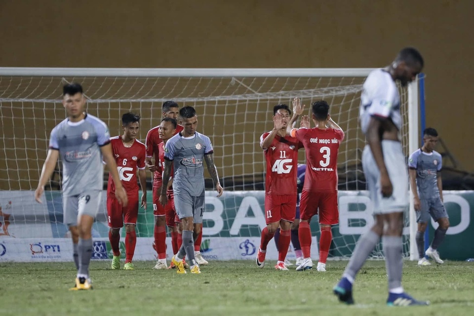 HLV đội TPHCM: “Tôi chưa thể nói trước là vô địch V-League hay không” - 1 HLV đội TPHCM: “Tôi chưa thể nói trước là vô địch V-League hay không” - 1