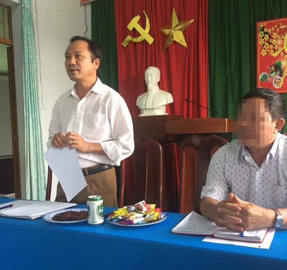 Khởi tố Chủ tịch xã được giao đi xác minh vụ... chính mình dùng bằng giả - 1 Khởi tố Chủ tịch xã được giao đi xác minh vụ... chính mình dùng bằng giả - 1