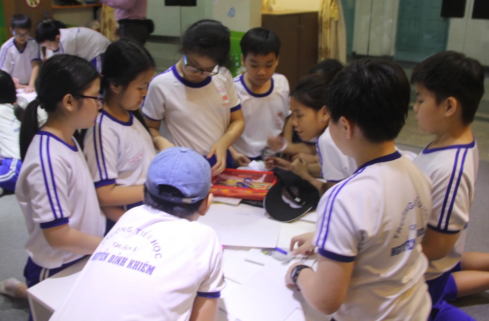 TPHCM: Trung tâm dạy kỹ năng sống nở rộ chóng mặt - 1