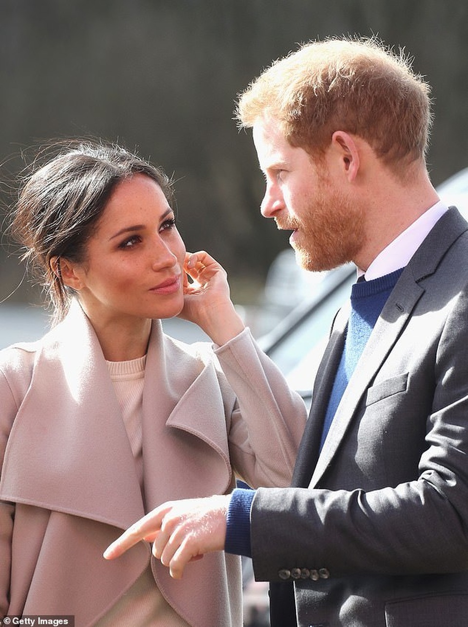 Meghan Markle hạnh phúc bên chồng con - 2