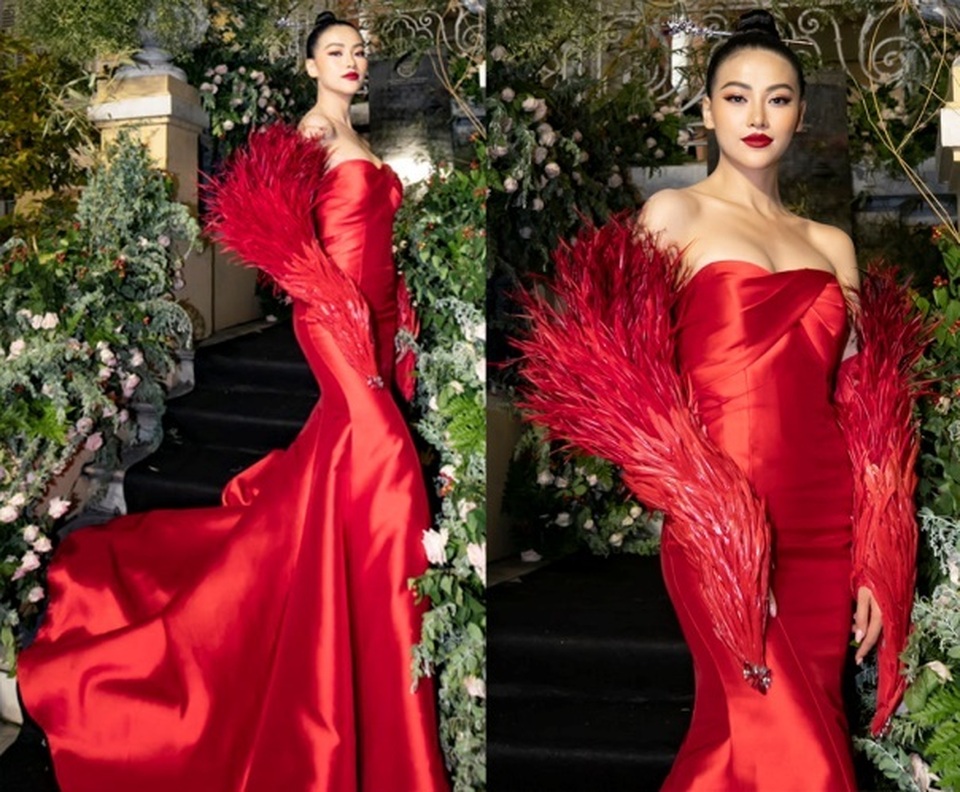 Thu Minh cá tính với đầm ren - tất lưới; Huyền My hoá “công chúa tóc xù” - 2 Thu Minh cá tính với đầm ren - tất lưới; Huyền My hoá “công chúa tóc xù” - 2