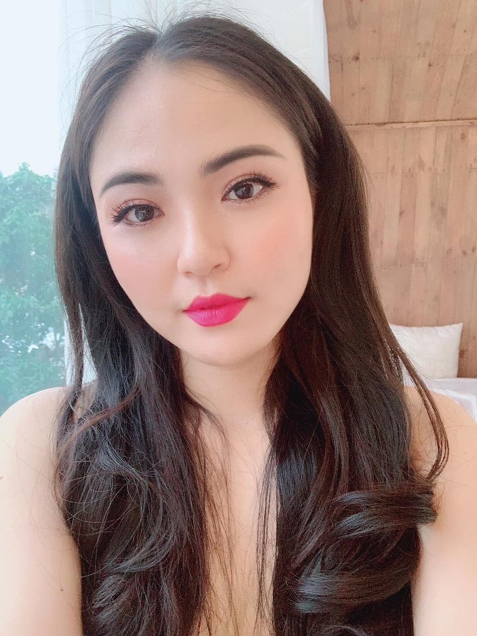 Tú Dưa bị vợ 3 “tố”: “Khéo ở đâu ấy chứ không biết nịnh vợ” - 5 Tú Dưa bị vợ 3 “tố”: “Khéo ở đâu ấy chứ không biết nịnh vợ” - 5