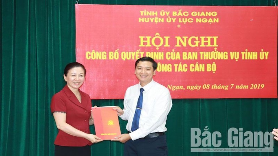 Bổ nhiệm Bí thư huyện uỷ tại thủ phủ vải thiều Bắc Giang! - 1 Bổ nhiệm Bí thư huyện uỷ tại thủ phủ vải thiều Bắc Giang! - 1