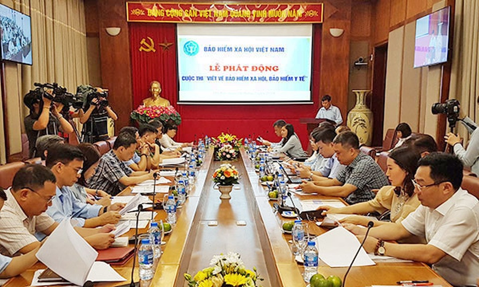 Cần nhiều tác phẩm hay viết về BHXH, BHYT - 1 Cần nhiều tác phẩm hay viết về BHXH, BHYT - 1