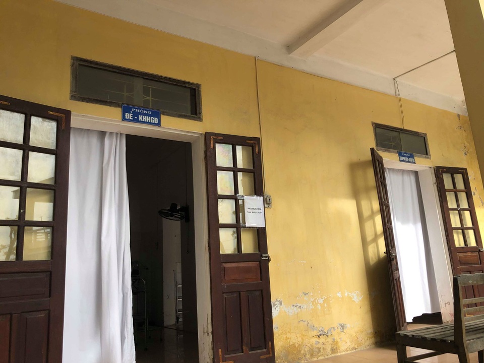 Bộ trưởng Y tế gay gắt phê bình sự lãng phí phòng cho sinh đẻ tại các trạm y tế xã - 2 Bộ trưởng Y tế gay gắt phê bình sự lãng phí phòng cho sinh đẻ tại các trạm y tế xã - 2