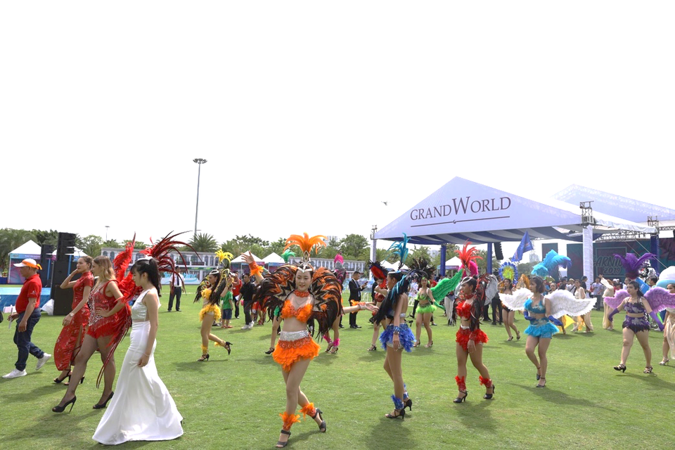 Chuỗi sự kiện Grand World Carnival 2019 thu hút quan tâm của nhà đầu tư 2 miền Nam - Bắc - 1 Chuỗi sự kiện Grand World Carnival 2019 thu hút quan tâm của nhà đầu tư 2 miền Nam - Bắc - 1