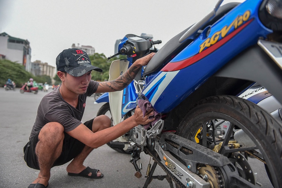 Huyền thoại RGV của dân chơi xe Hà Nội - 3 Huyền thoại RGV của dân chơi xe Hà Nội - 3