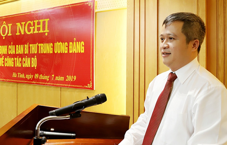 Ông Trần Tiến Hưng chính thức nhận nhiệm vụ Phó Bí thư Tỉnh ủy Hà Tĩnh - 2 Ông Trần Tiến Hưng chính thức nhận nhiệm vụ Phó Bí thư Tỉnh ủy Hà Tĩnh - 2