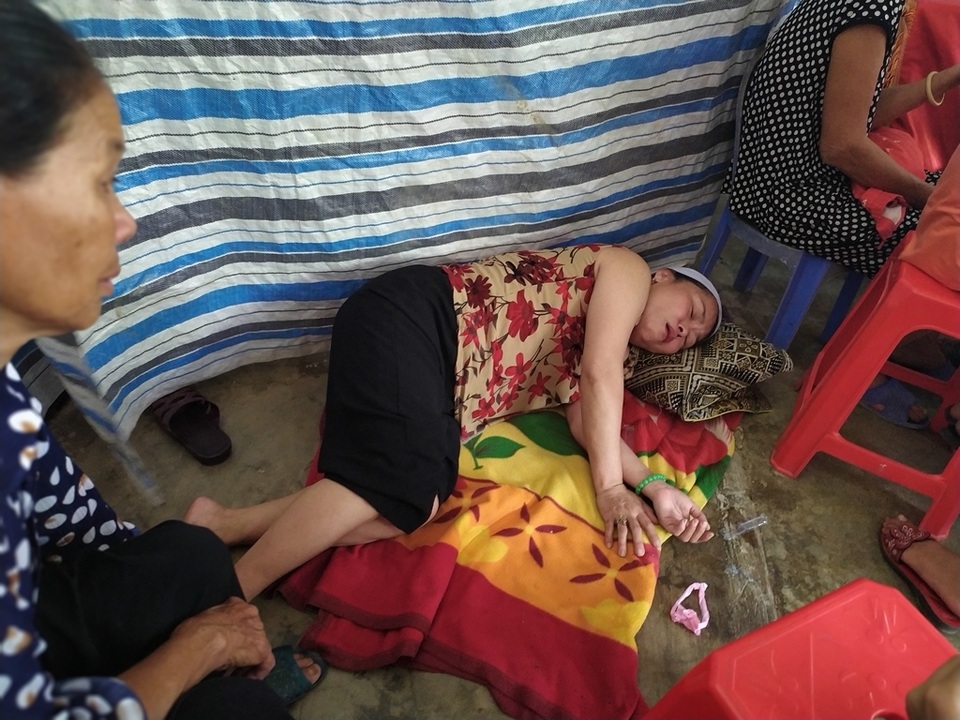 Đau thương 3 đám tang trên một con đường - 3 Đau thương 3 đám tang trên một con đường - 3