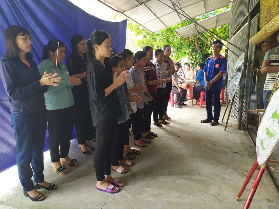 Đau thương 3 đám tang trên một con đường - 4 Đau thương 3 đám tang trên một con đường - 4