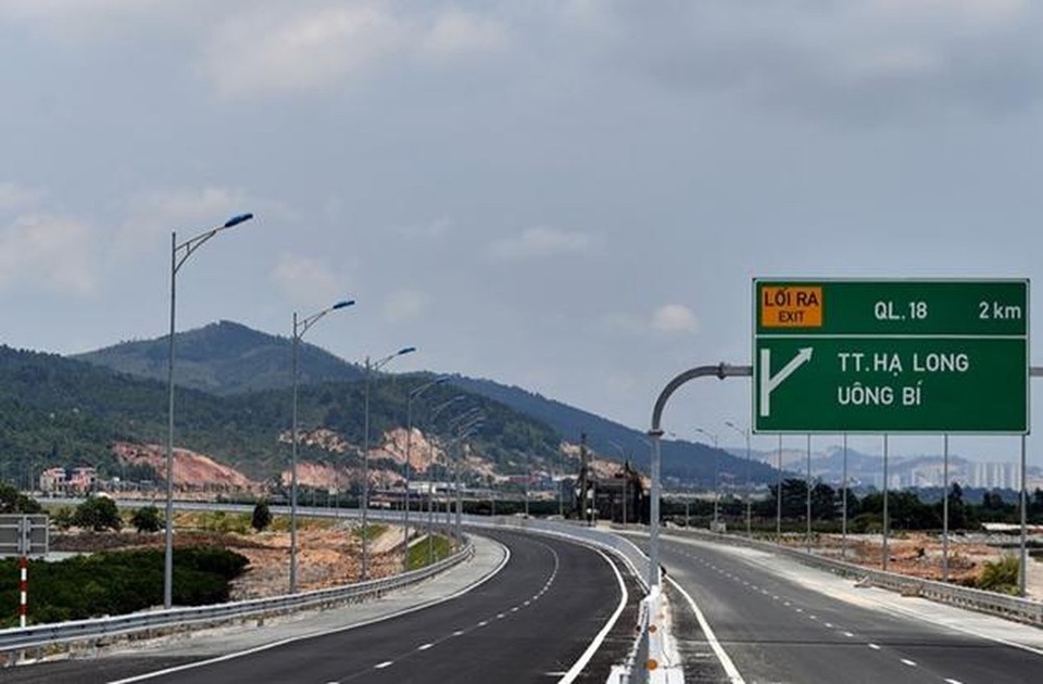 Giá đất Hạ Long tăng mạnh nhờ cú hích lớn về chính sách - 2 Giá đất Hạ Long tăng mạnh nhờ cú hích lớn về chính sách - 2