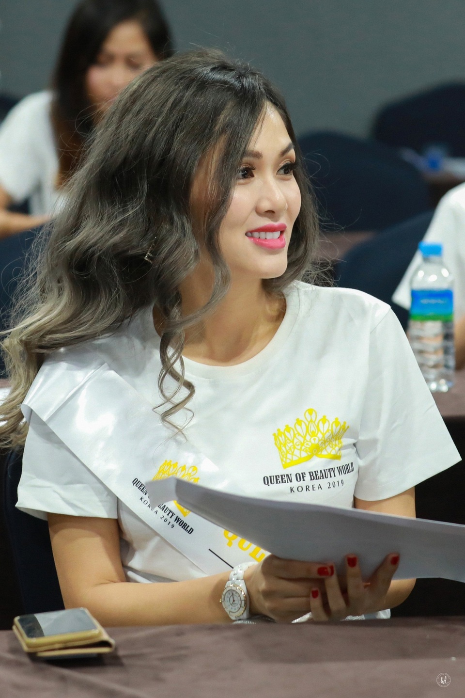 Hồ Oanh Yến xuất sắc đăng quang Queen Of Beauty World 2019 - 1 Hồ Oanh Yến xuất sắc đăng quang Queen Of Beauty World 2019 - 1