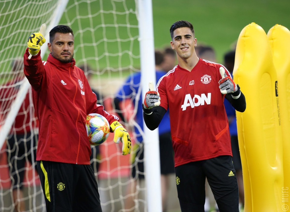 Các tân binh đắt giá tập luyện cùng Man Utd tại Australia - 2 Các tân binh đắt giá tập luyện cùng Man Utd tại Australia - 2