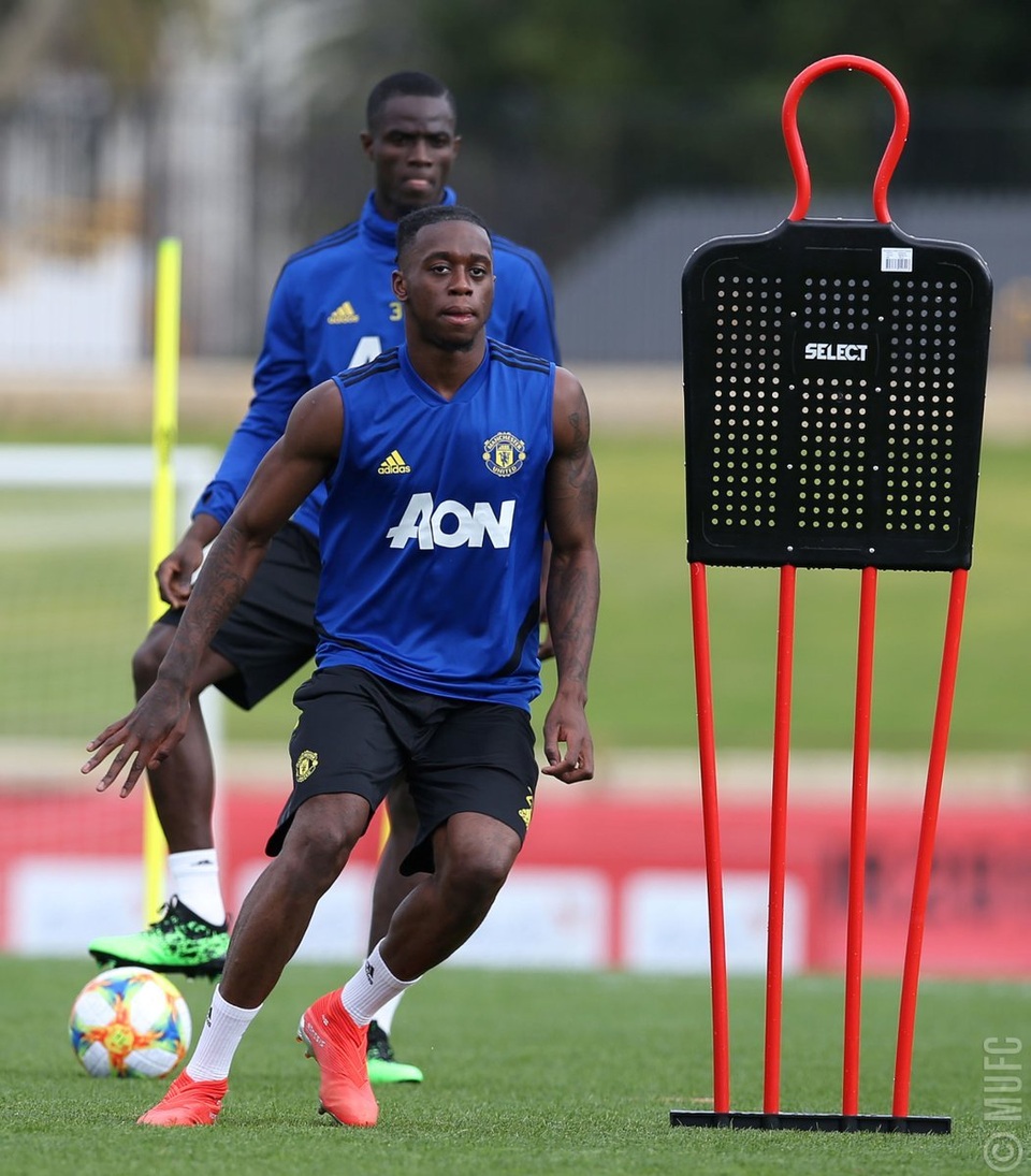 Các tân binh đắt giá tập luyện cùng Man Utd tại Australia - 12 Các tân binh đắt giá tập luyện cùng Man Utd tại Australia - 12