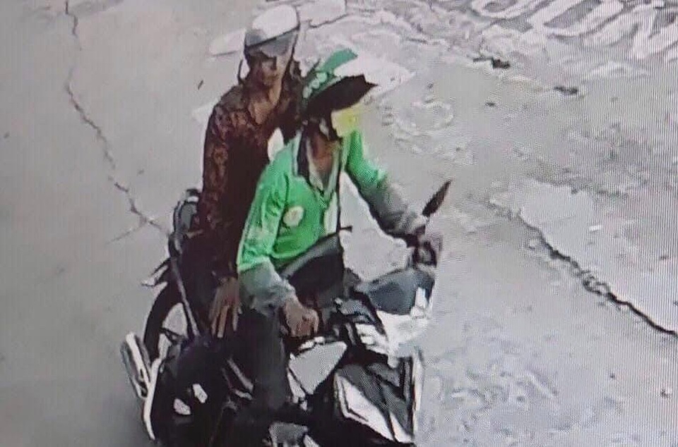 Bắt nghi can cứa cổ tài xế xe ôm cướp tài sản - 3 Bắt nghi can cứa cổ tài xế xe ôm cướp tài sản - 3