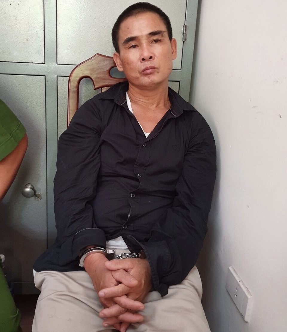 Cảnh sát giao thông mật phục bắt vụ vận chuyển 1kg ma túy đá và 2 bánh heroin - 2 Cảnh sát giao thông mật phục bắt vụ vận chuyển 1kg ma túy đá và 2 bánh heroin - 2