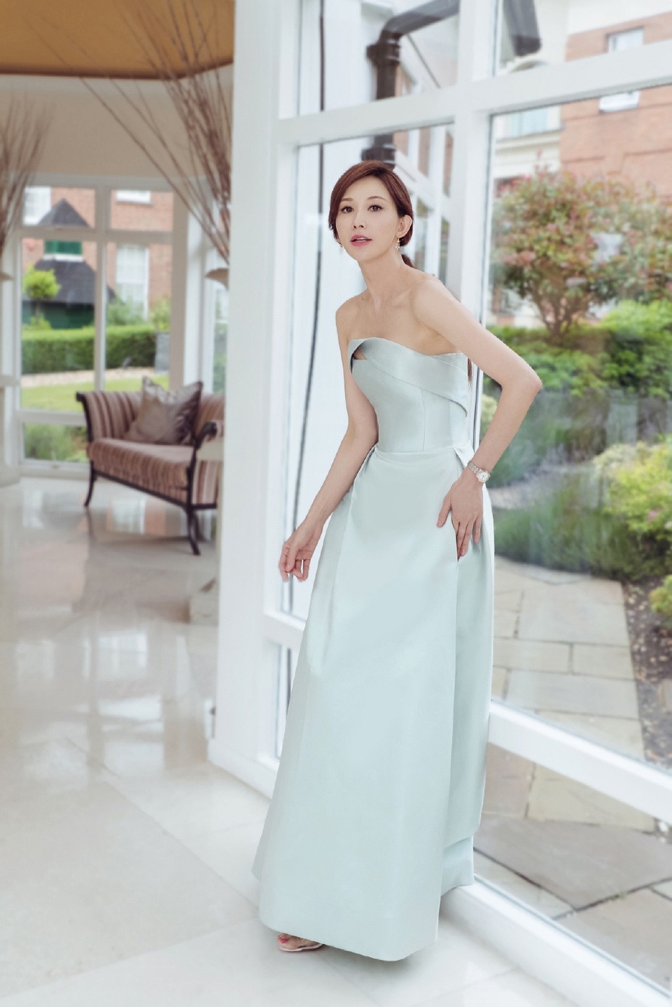 Lâm Chí Linh lộ bùng bầu lớn? - 3 Lâm Chí Linh lộ bùng bầu lớn? - 3