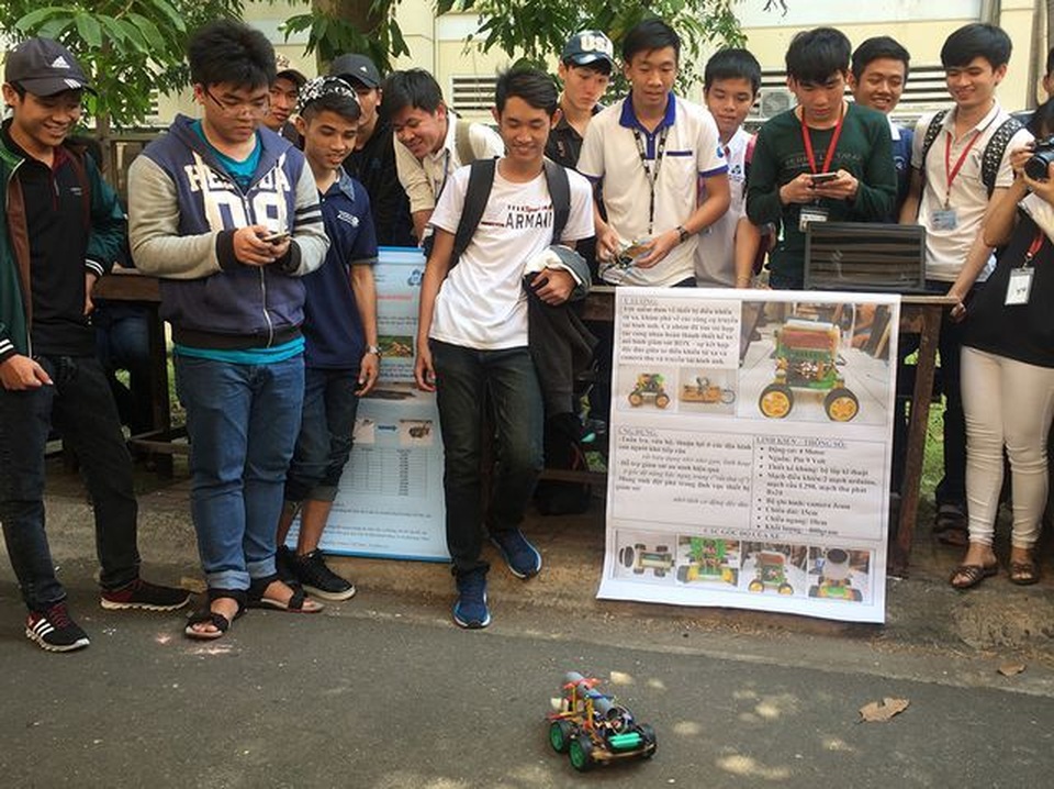 Gần 900 thí sinh đầu tiên trúng tuyển thẳng vào ĐH Bách khoa TPHCM - 1 Gần 900 thí sinh đầu tiên trúng tuyển thẳng vào ĐH Bách khoa TPHCM - 1