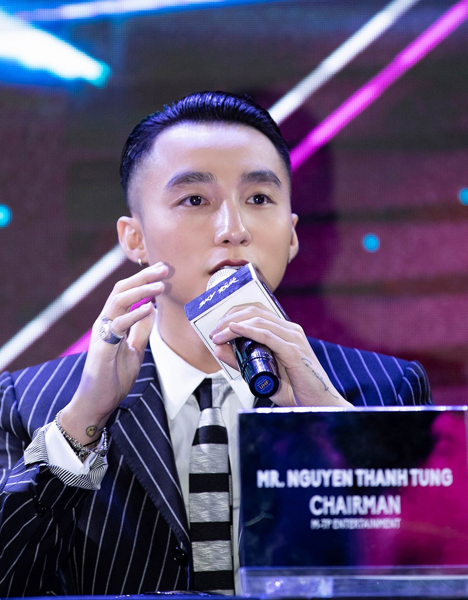 Sơn Tùng M-TP tiết lộ những nghệ sĩ mình ngưỡng mộ nhất - 5 Sơn Tùng M-TP tiết lộ những nghệ sĩ mình ngưỡng mộ nhất - 5