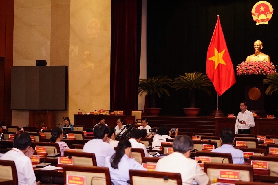 Xây dựng không phép tại TPHCM, liệu có sự tiếp tay của chính quyền? - 1 Xây dựng không phép tại TPHCM, liệu có sự tiếp tay của chính quyền? - 1