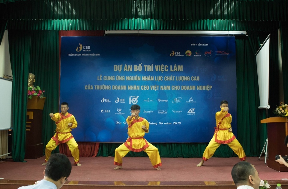 Không khó để sinh viên Trường Doanh nhân CEO Việt Nam có mức lương “khủng” - 4 Không khó để sinh viên Trường Doanh nhân CEO Việt Nam có mức lương “khủng” - 4