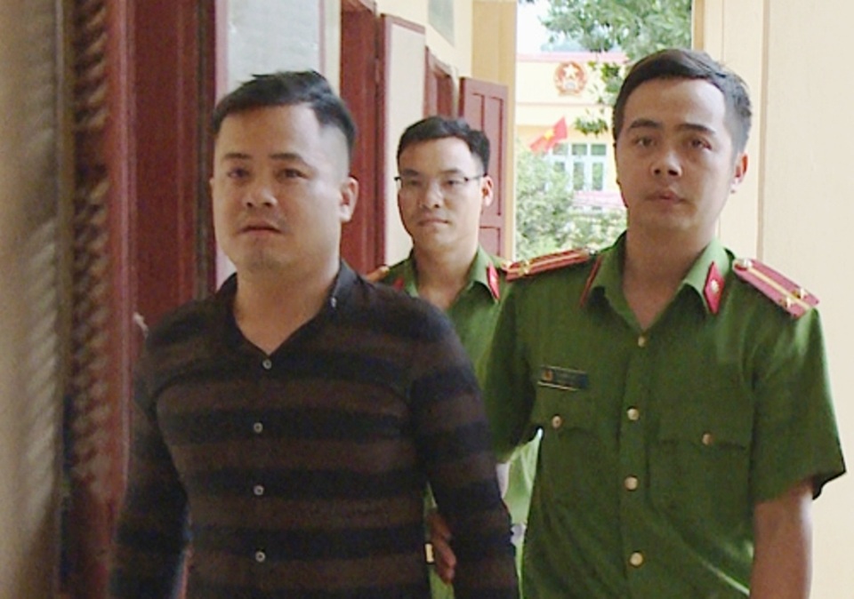 Khởi tố đối tượng cho vay nặng lãi trong giao dịch dân sự - 1 Khởi tố đối tượng cho vay nặng lãi trong giao dịch dân sự - 1