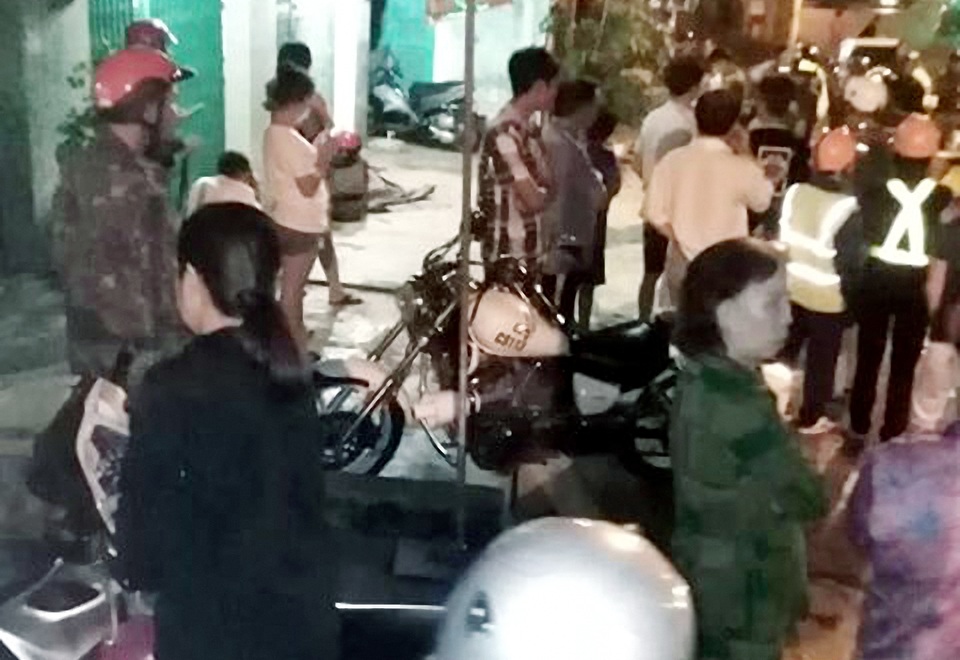 Thanh niên bán vé số bị đâm tử vong trong đêm - 1 Thanh niên bán vé số bị đâm tử vong trong đêm - 1