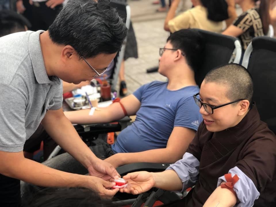 Thương nhói lòng những gương mặt xanh rớt chờ đợi từng giọt máu để được sống - 3 Thương nhói lòng những gương mặt xanh rớt chờ đợi từng giọt máu để được sống - 3