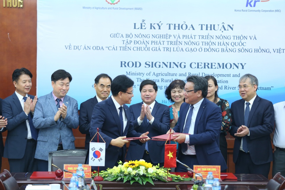 Hàn Quốc hỗ trợ Việt Nam 4,5 triệu USD để nâng cao chất lượng gạo đồng bằng sông Hồng - 1 Hàn Quốc hỗ trợ Việt Nam 4,5 triệu USD để nâng cao chất lượng gạo đồng bằng sông Hồng - 1